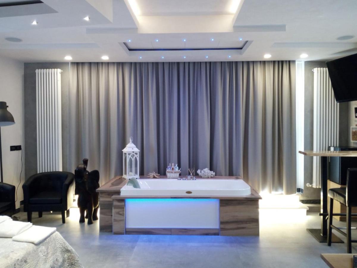 Hotel Patrizia Senigallia Kültér fotó